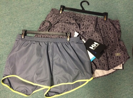 These Helly Hansen active shorts feature wide leg openings and quick dry technology. 